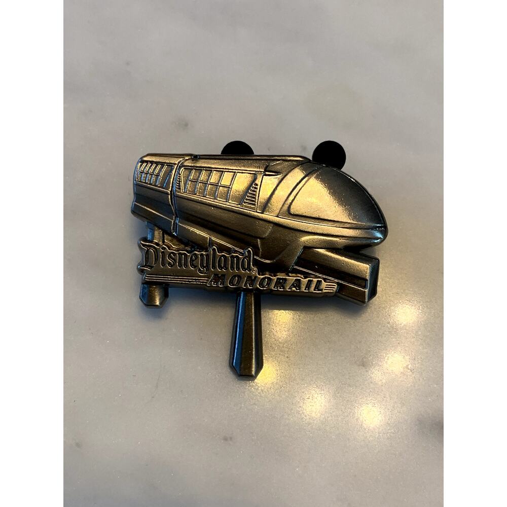 Disneyland Monorail Die Cat Disney Trading Pin Annual Passholder Exclusive